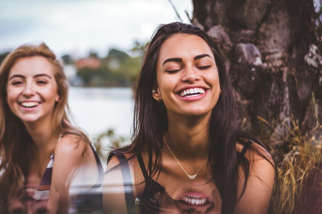 4 Effective Ways To Brighten Your Smile