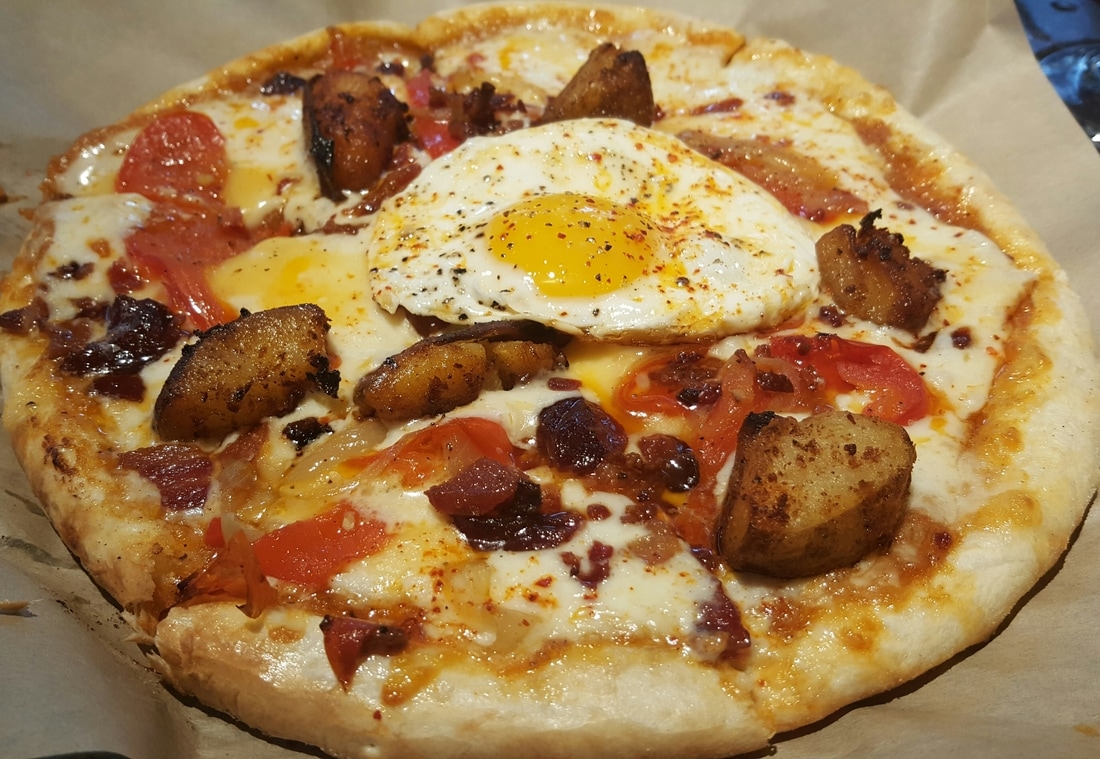 Breakfast_pizza