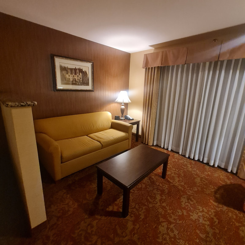 Castle Inn & Suites hotel review
