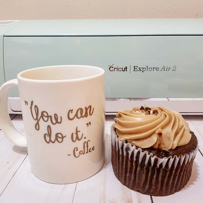 How to Decorate Coffee Mugs with Vinyl and your Cricut