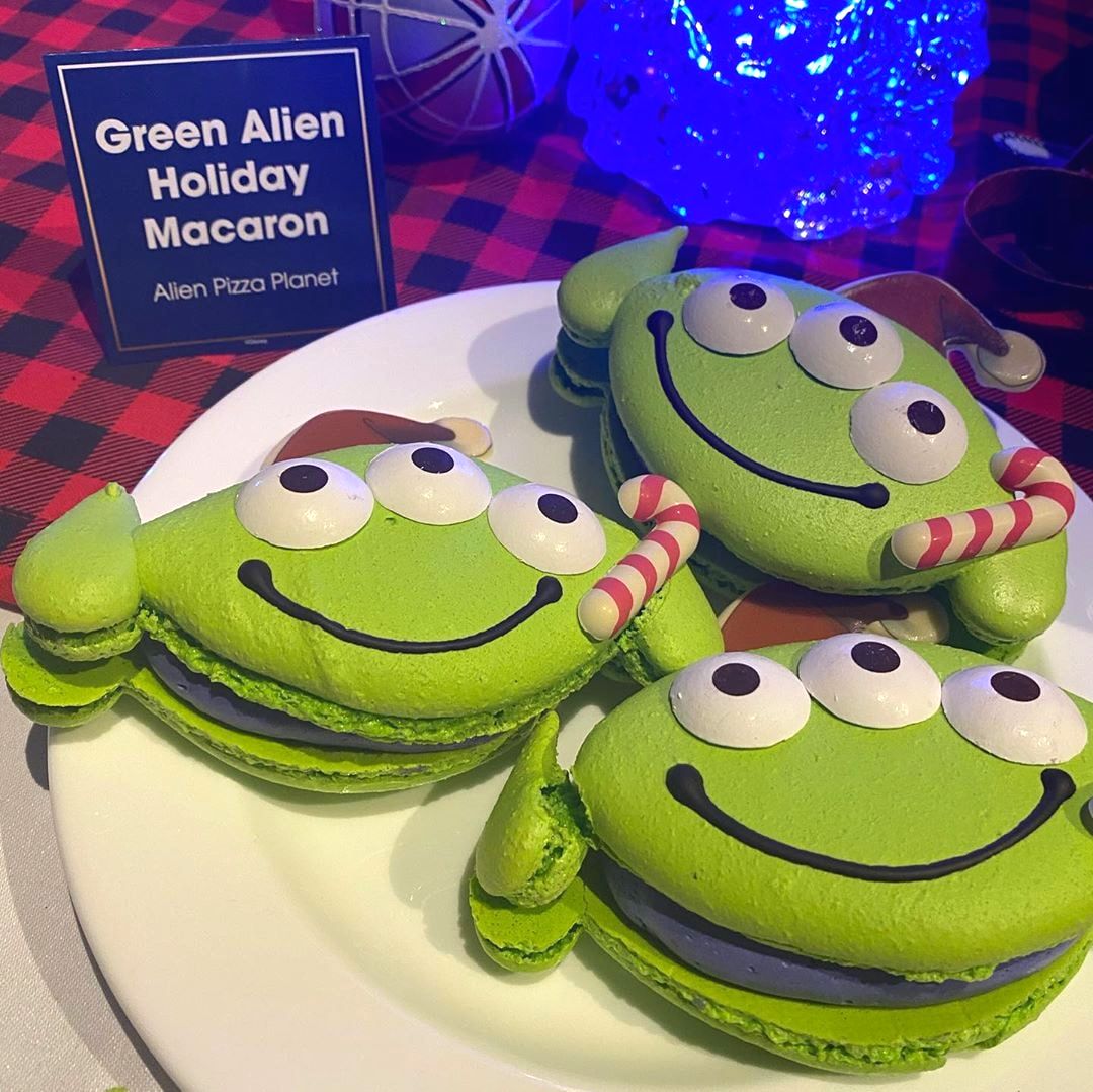 10 Delicious foods to enjoy at Disneyland Resort during the holidays