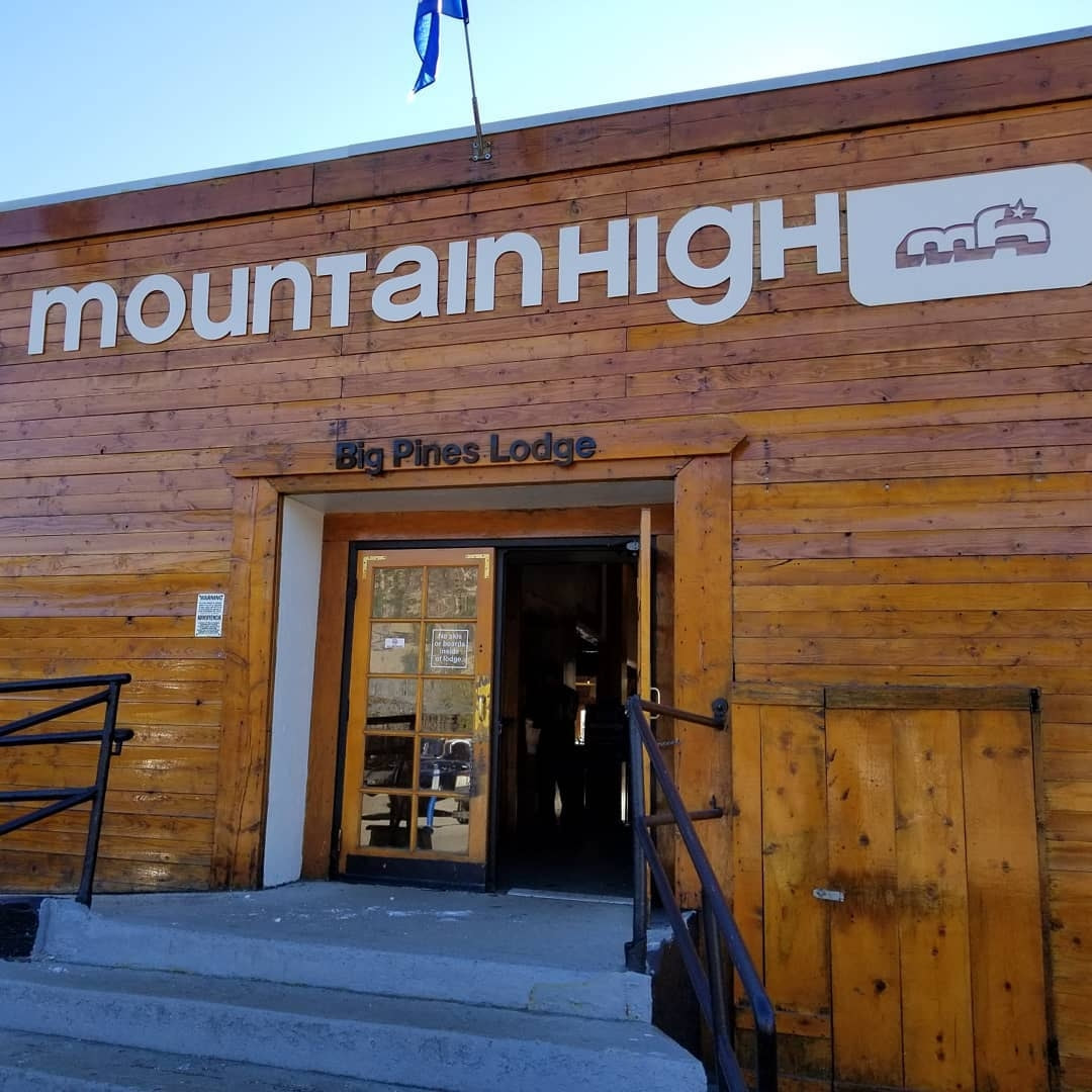 Skiing at Mountain High Resort