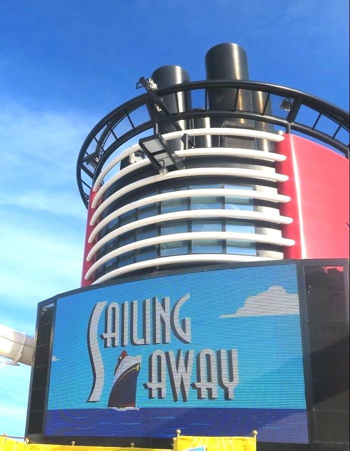 Sailing Away Party, Disney Dream Cruise